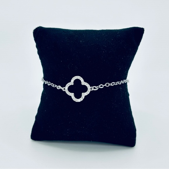 Jewelry - Clovercut CZ Bracelet | Silver Tone